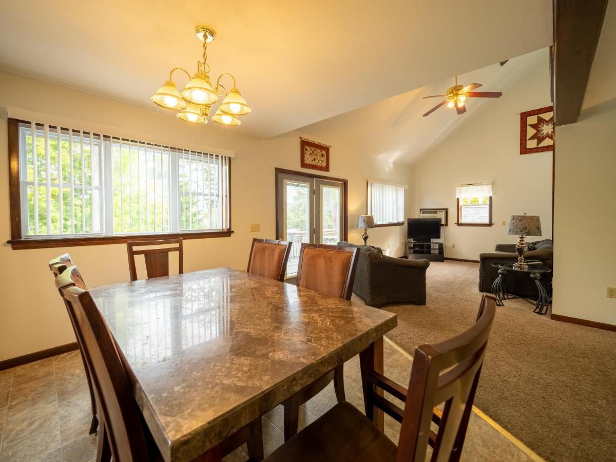 Lake 'N Pines Motel คูเปอร์สทาวน์ ภายนอก รูปภาพ