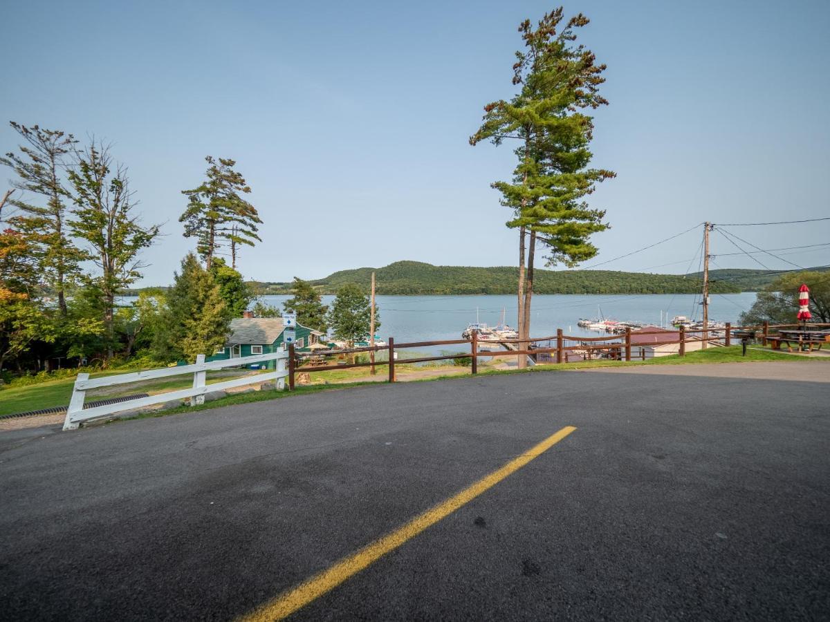 Lake 'N Pines Motel คูเปอร์สทาวน์ ภายนอก รูปภาพ